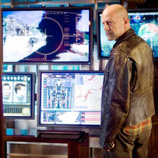 Bruce Willis stars as Agent Greer in Walt Disney Pictures' Surrogates (2009). Photo credit by Stephen Vaughan.