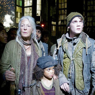 Jane Alexander, Jadagrace and Anton Yelchin in Warner Bros. Pictures' Terminator Salvation (2009)