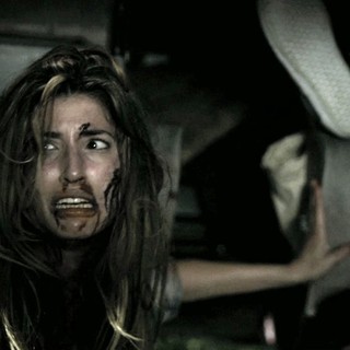 Tania Raymonde stars as Nikki in Lionsgate Films' Texas Chainsaw 3D (2013)