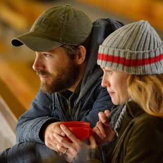 Ryan Reynolds stars as Matthew and Mireille Enos stars as Tina in A24's The Captive (2014)