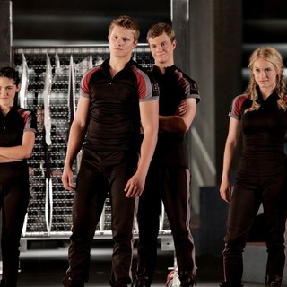 Isabelle Fuhrman, Alexander Ludwig, Jack Quaid and Leven Rambin in Lionsgate Films' The Hunger Games (2012)