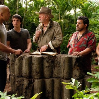 Journey 2: The Mysterious Island Picture 45