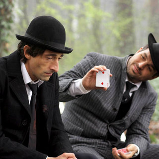 Adrien Brody stars as Bloom and Mark Ruffalo stars as Stephen in Summit Entertainment's The Brothers Bloom (2009)