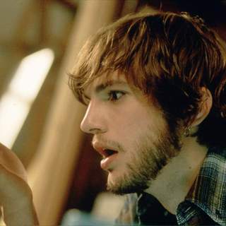 Ashton Kutcher as Evan Treborn in New Line Cinema' The Butterfly Effect (2004) Ashton Kutcher as Evan Treborn in New Line Cinema' The Butterfly Effect (2004)