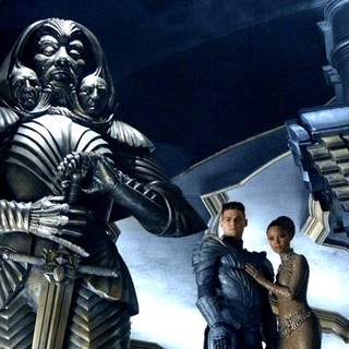 Karl Urban and Thandie Newton in Universal Pictures' The Chronicles of Riddick (2004)