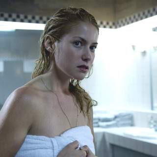 Laura Ramsey as Sarah in Screen Gems' The Covenant (2006) - the_covenant_06