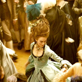 Keira Knightley stars as Georgiana Spencer, the Duchess of Devonshire in Paramount Vantage's The Dutchess (2008). Photo credit by Peter Mountain.