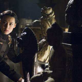 ISABELLA LEONG as the mysterious tomb guardian Li in The Mummy: Tomb of the Dragon Emperor.
