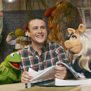 Jason Segel stars as Gary in Walt Disney Pictures' The Muppets (2011)