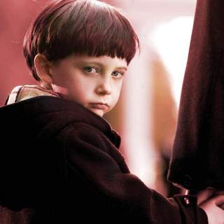 Seamus Davey-Fitzpatrick as Damien Thorn in The 20th Century Fox's The Omen (2006)