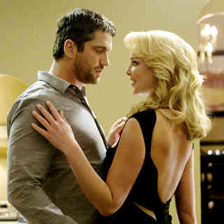 Gerard Butler stars as Mike Alexander and Katherine Heigl stars as Abby Richter in Columbia Pictures' The Ugly Truth (2009)