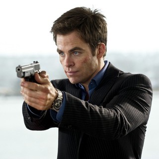 Chris Pine stars as FDR Foster in 20th Century Fox's This Means War (2012)