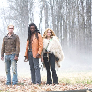 Cam Gigandet, Edi Gathegi and Rachelle Lefevre in Summit Entertainment's Twilight (2008)