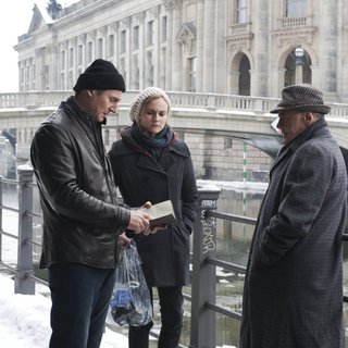 Liam Neeson, Diane Kruger and Frank Langella in Warner Bros. Pictures' Unknown (2011)