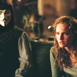 HUGO WEAVING as V and NATALIE PORTMAN as Evey in "V for Vendetta". Photo by David Appleby.