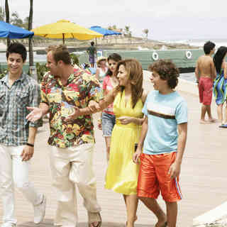Wizards of Waverly Place: The Movie Picture 10