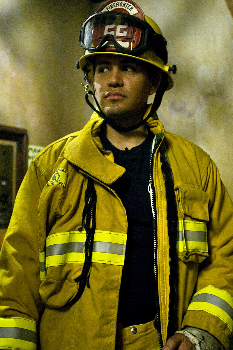 Jay Hernandez stars as Jake in Screen Gems' Quarantine (2008)