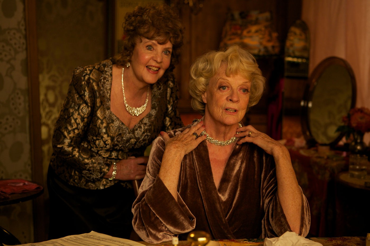 Pauline Collins stars as Cissy Robson and Maggie Smith stars as Jean Horton in The Weinstein Company's Quartet (2013)