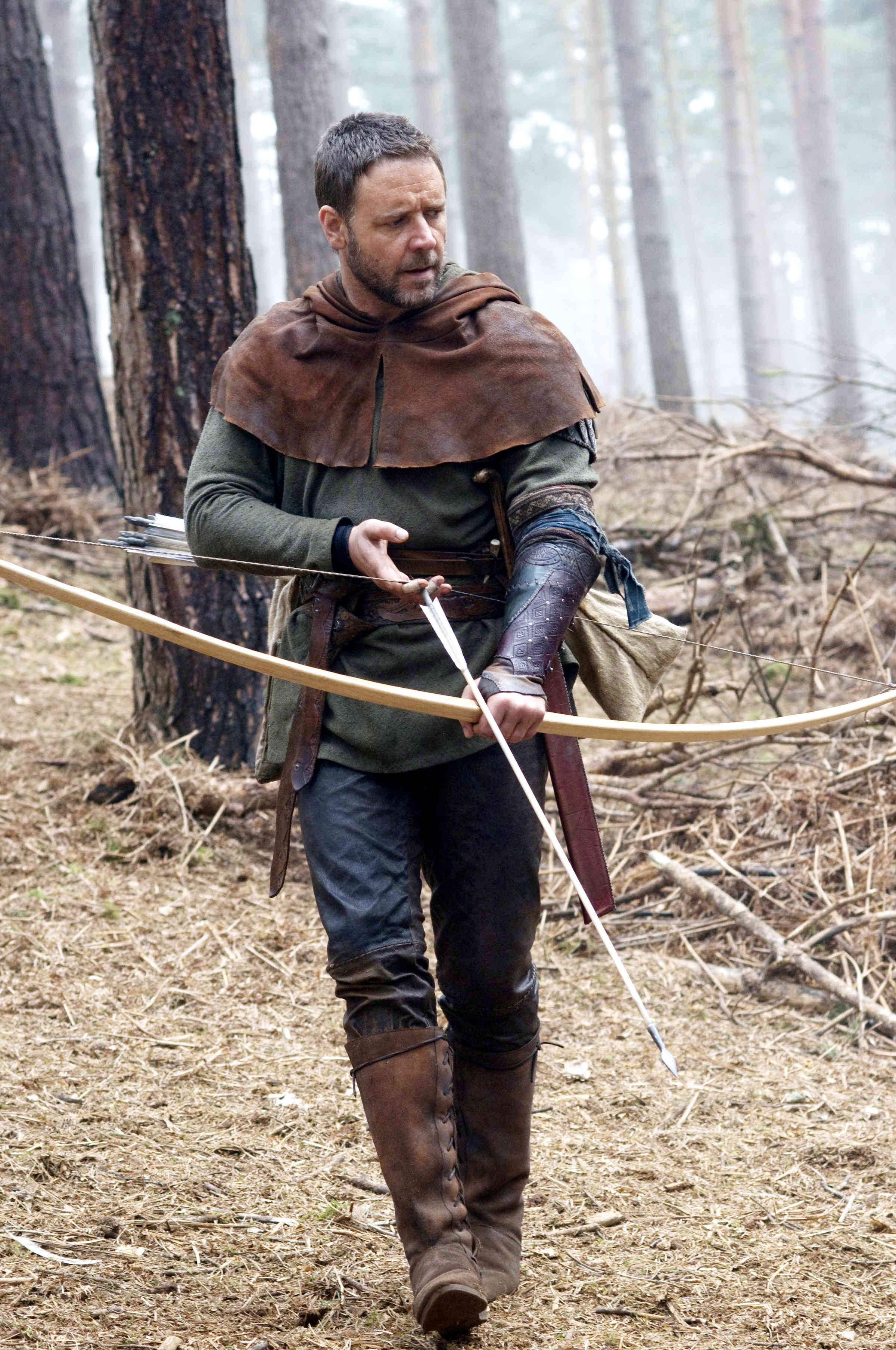 Russell Crowe stars as Robin Hood in Universal Pictures' Robin Hood (2010)