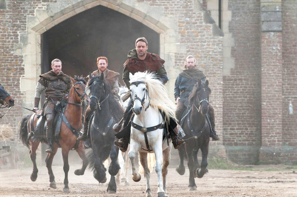 Kevin Durand, Scott Grimes, Russell Crowe and Alan Doyle in Universal Pictures' Robin Hood (2010)