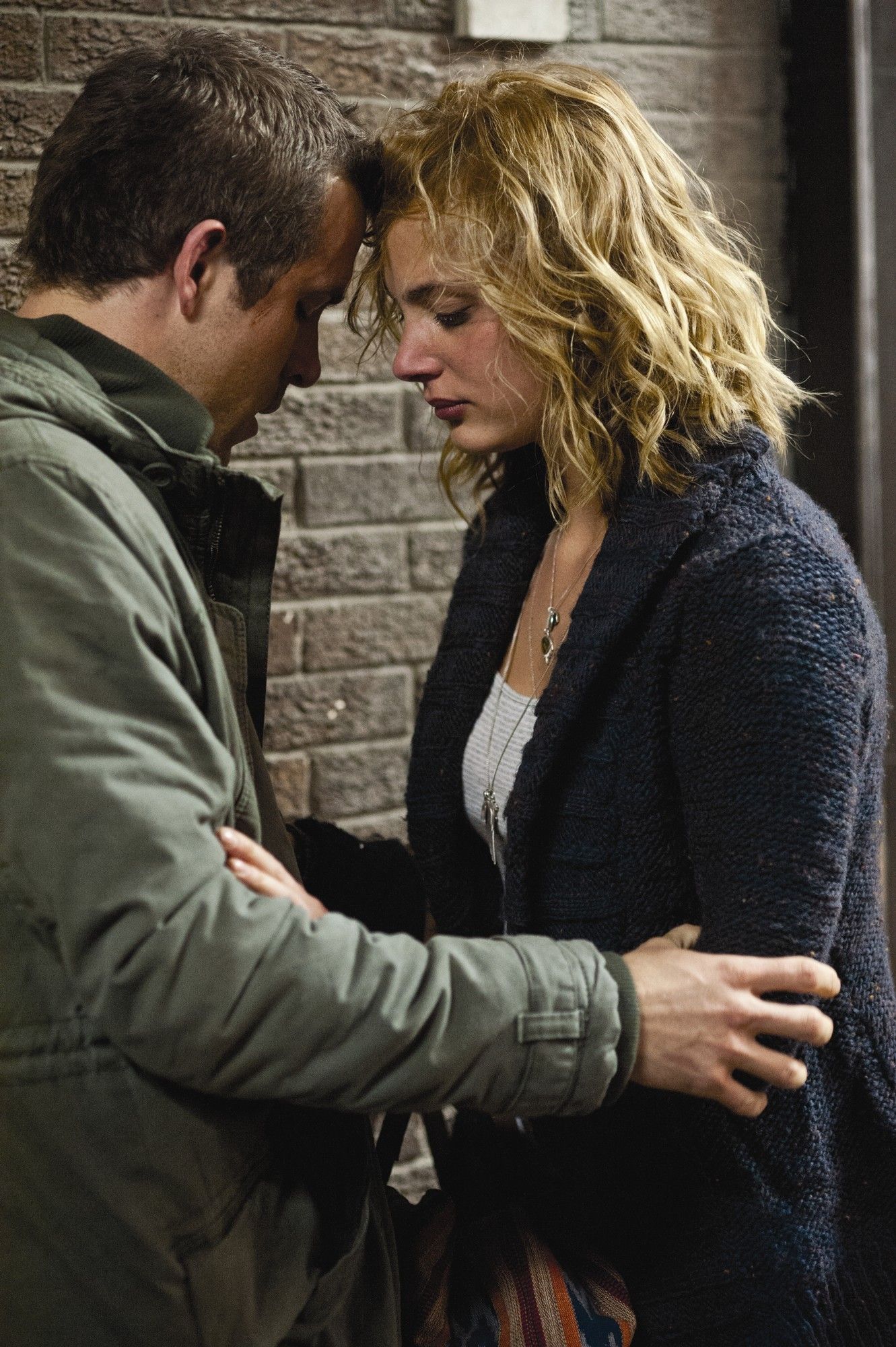 Ryan Reynolds stars as Matt Weston and Nora Arnezeder stars as Ana Ramos in Universal Pictures' Safe House (2012)
