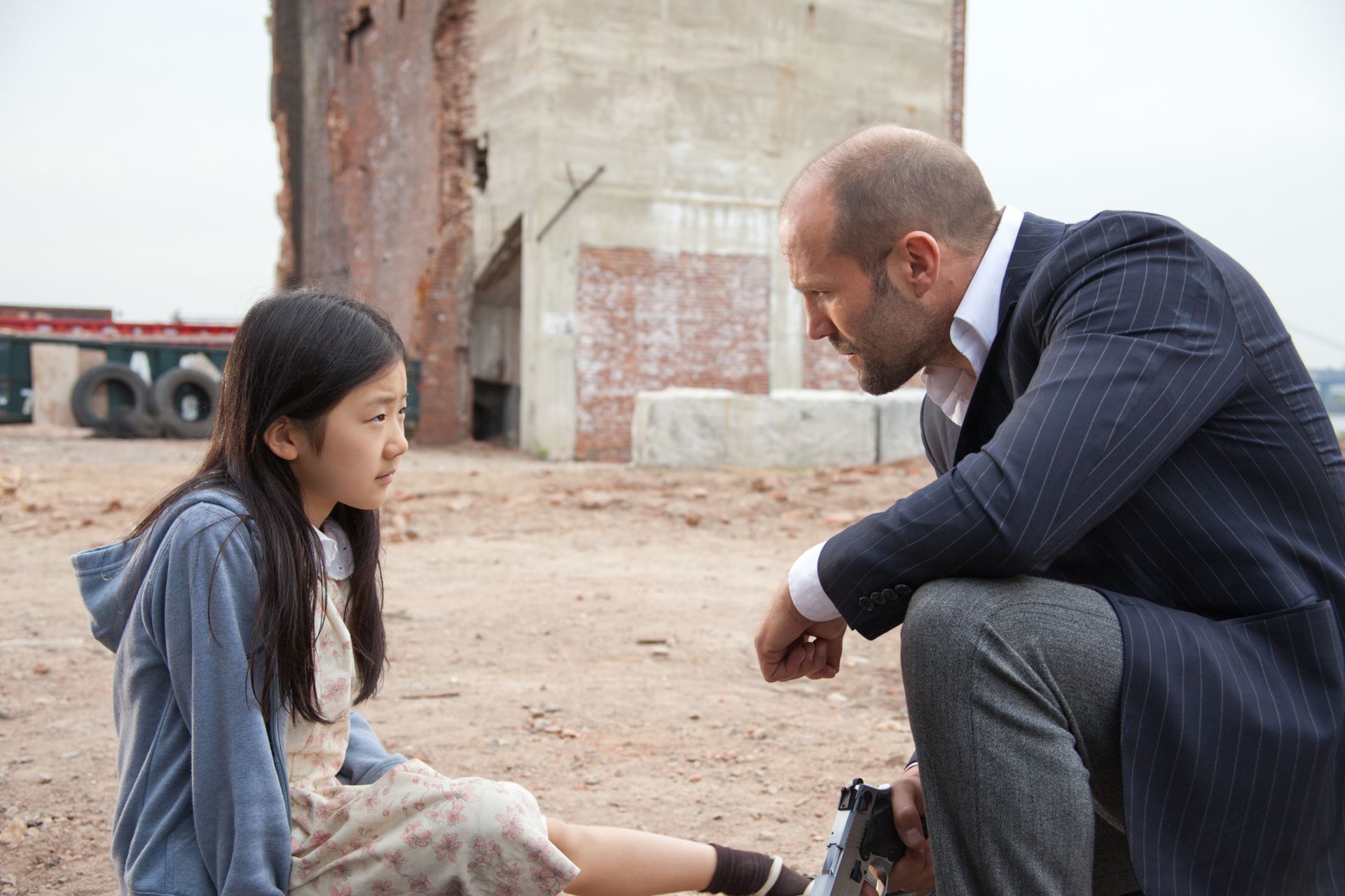 Catherine Chan stars as Mei and Jason Statham stars as Luke Wright in Lionsgate Films' Safe (2012)