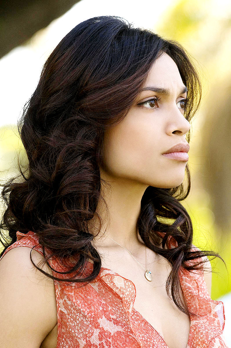 Rosario Dawson stars as Emily Posa in Columbia Pictures' Seven Pounds (2008). Photo credit by Merrick Morton.