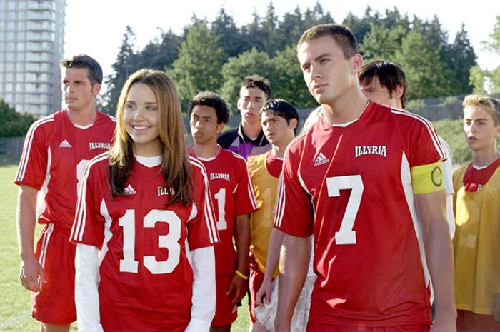 Amanda Bynes as Viola and Channing Tatum as Duke in DreamWorks' teen romance 