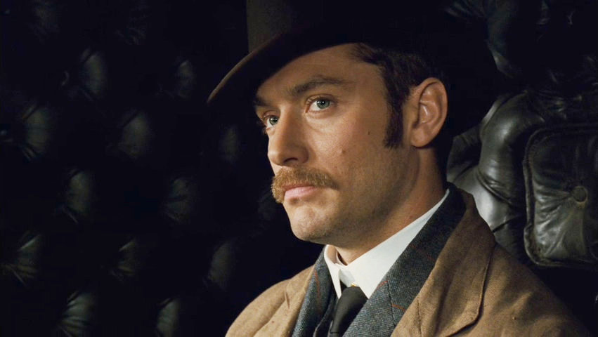 Jude Law stars as Dr. John Watson in Warner Bros. Pictures' Sherlock Holmes (2009)