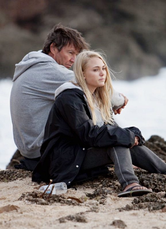 Dennis Quaid stars as Tom Hamilton and AnnaSophia Robb stars as Bethany Hamilton in TriStar Pictures' Soul Surfer (2011)