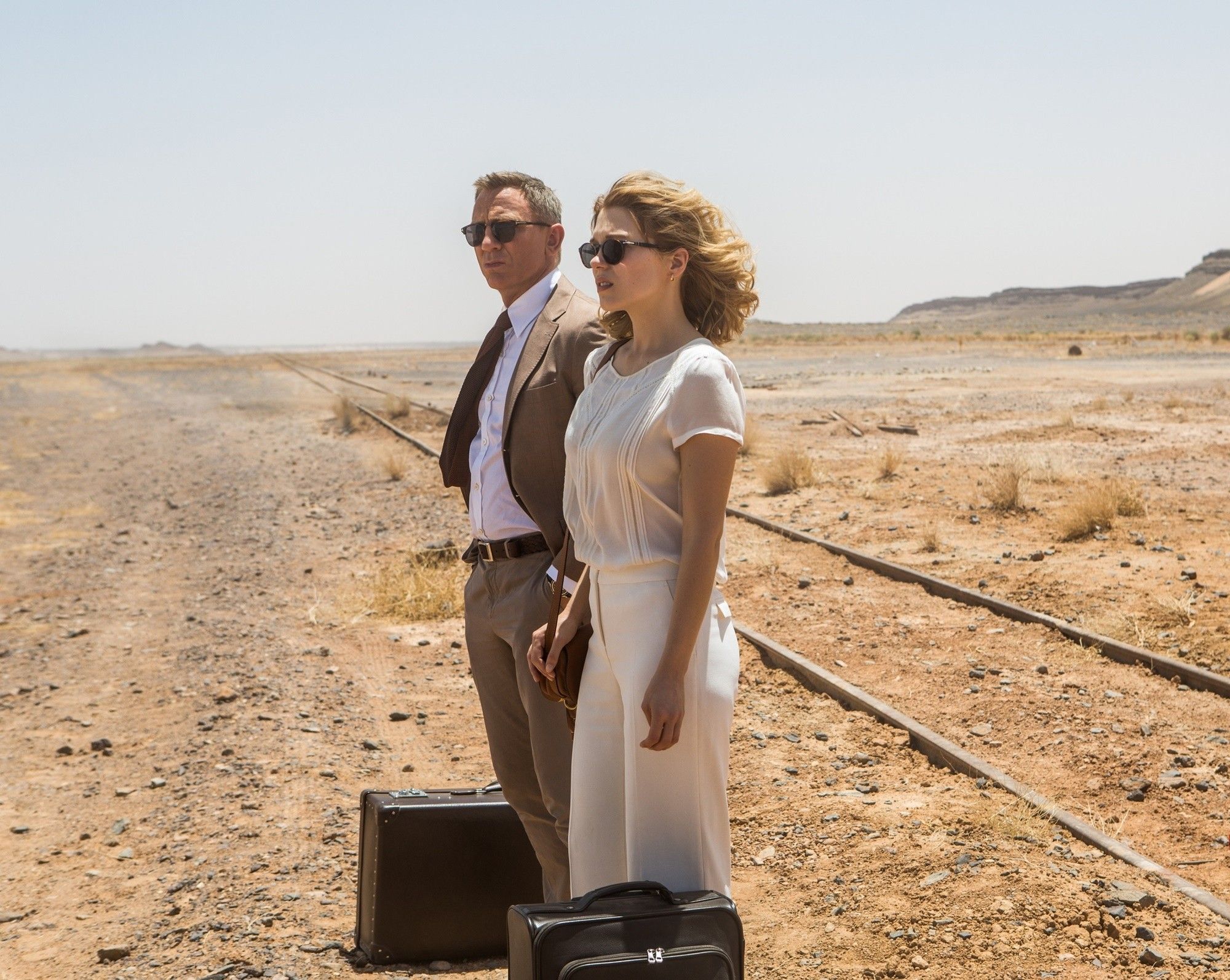 Daniel Craig stars as James Bond and Lea Seydoux stars as Madeleine Swann in Sony Pictures' Spectre (2015)