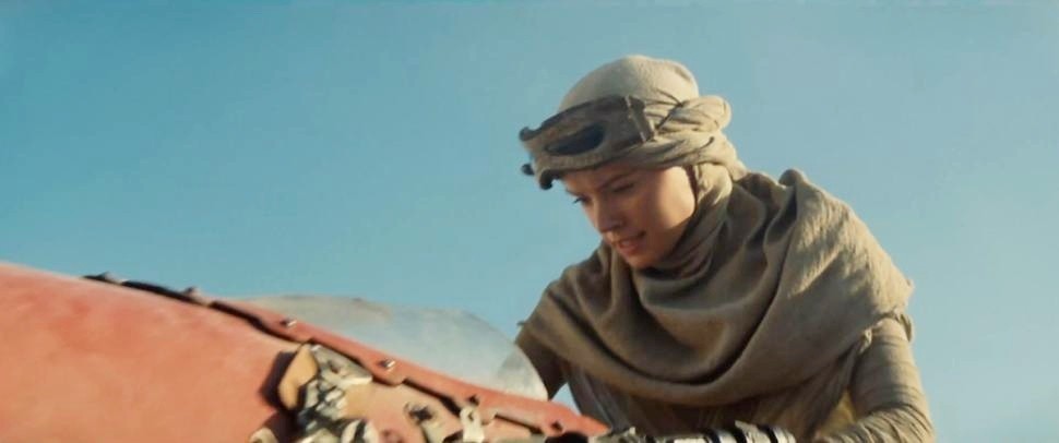 Daisy Ridley stars as Rey in Walt Disney Pictures' Star Wars: The Force Awakens (2015)