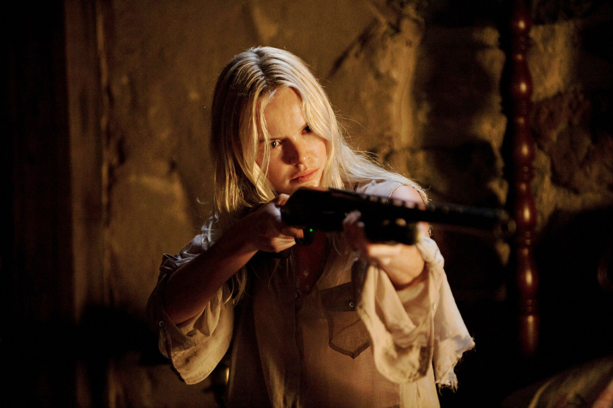 Kate Bosworth stars as Amy Sumner in Screen Gems' Straw Dogs (2011). Photo by: Steve Dietl.