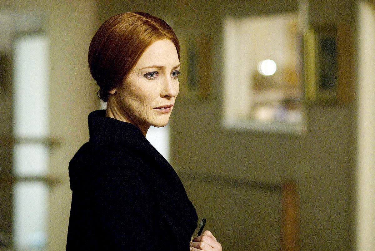 Cate Blanchett stars as Daisy in Paramount Pictures' The Curious Case of Benjamin Button (2008)