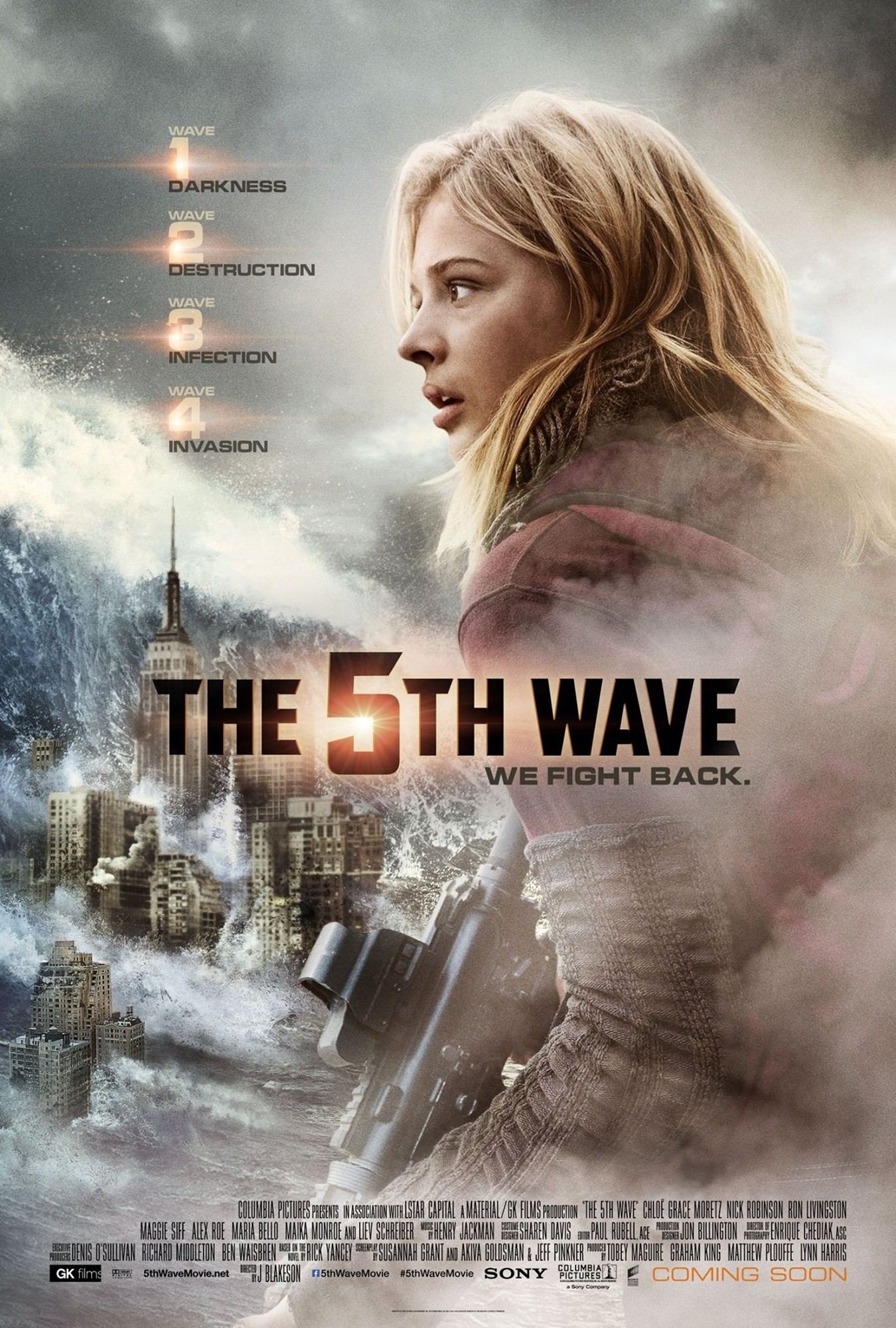 Poster of Columbia Pictures' The 5th Wave (2016)