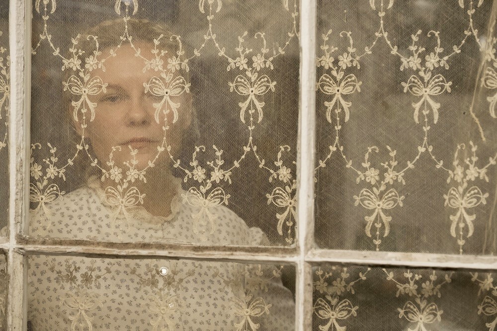Kirsten Dunst stars as Edwina Dabney in Focus Features' The Beguiled (2017)