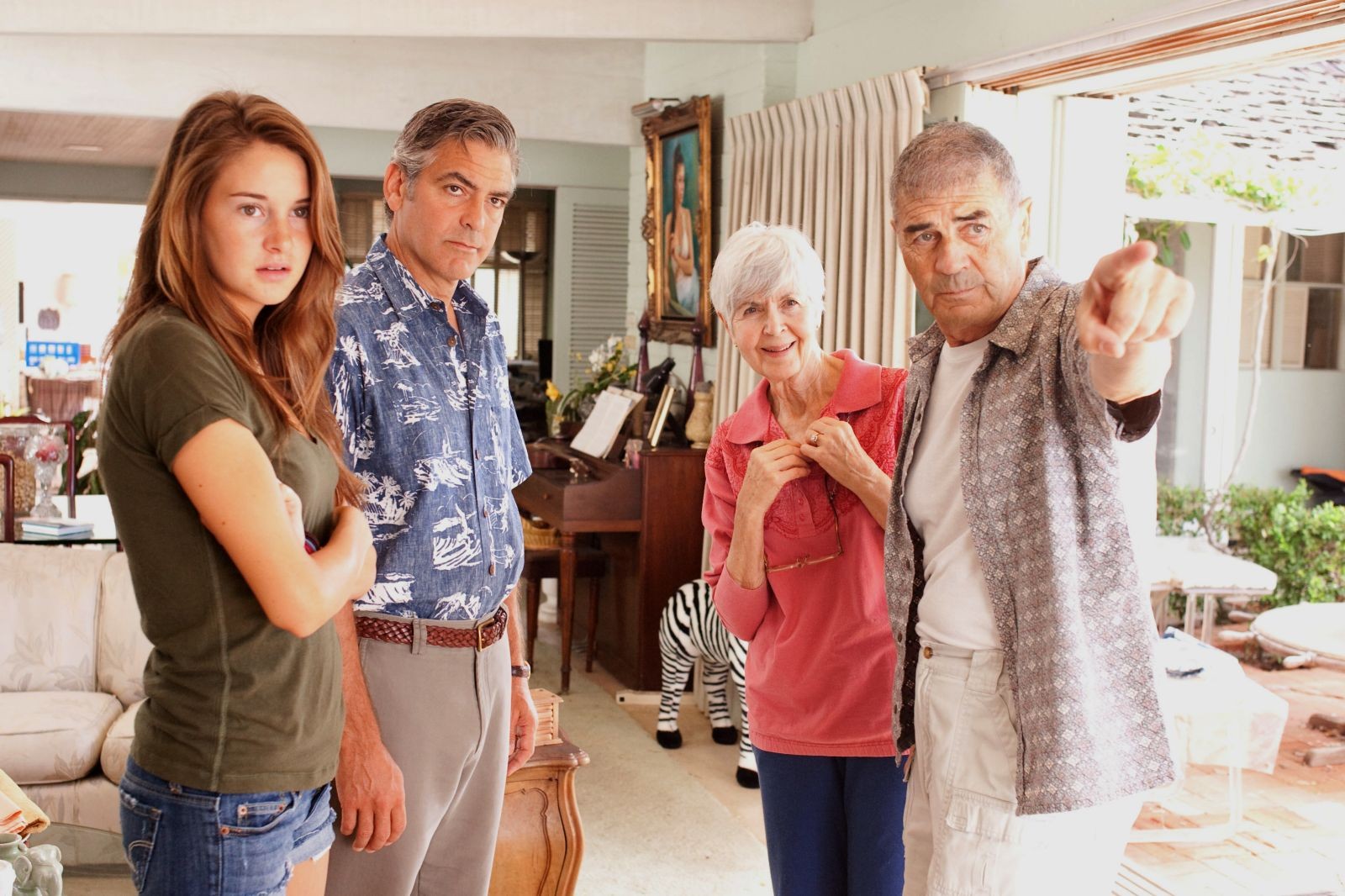 Shailene Woodley, George Clooney, Barbara L. Southern and Robert Forster in Fox Searchlight Pictures' The Descendants (2011)