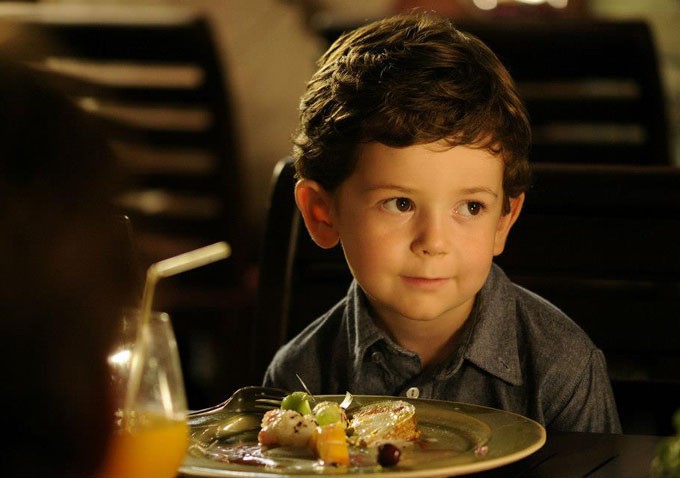 Oaklee Pendergast stars as Simon in Summit Entertainment's The Impossible (2012)