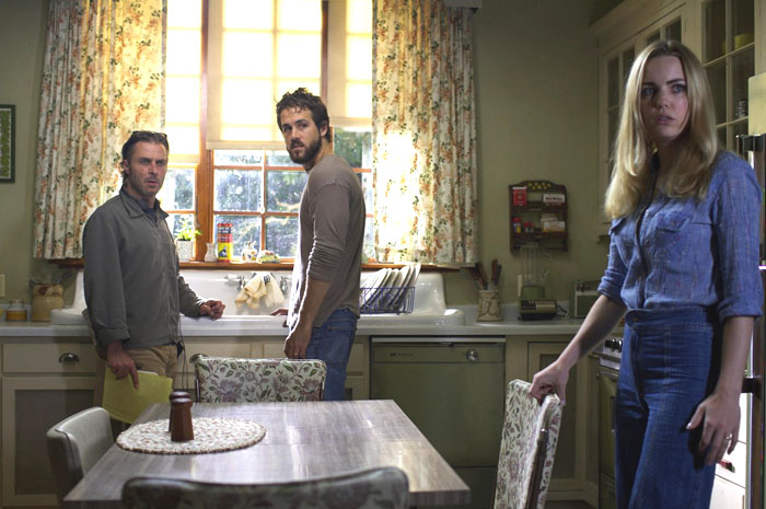 Director Andrew Douglas, Ryan Reynolds and Melissa George in MGM's The Amityville Horror (2005)