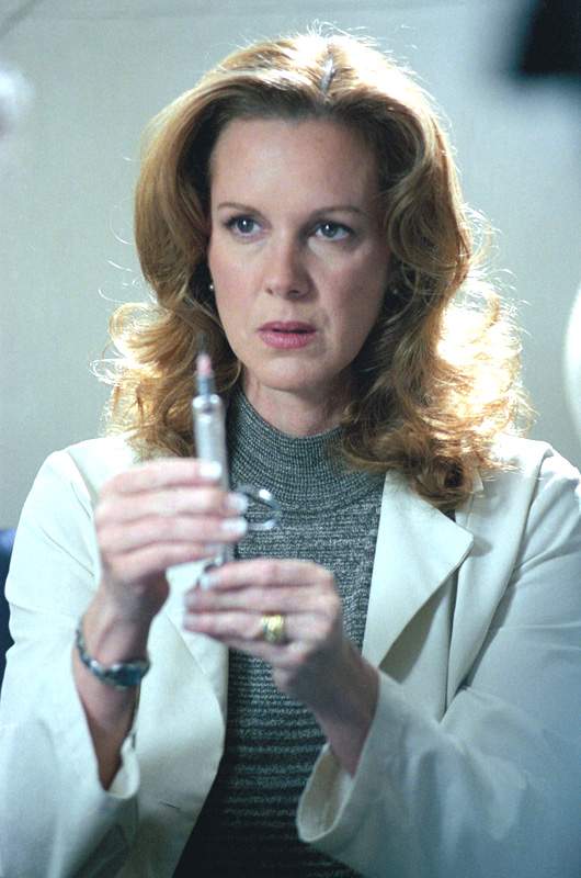 Elizabeth Perkins as Dr. Emma Temple in DreamWorks' The Ring 2 (2005)