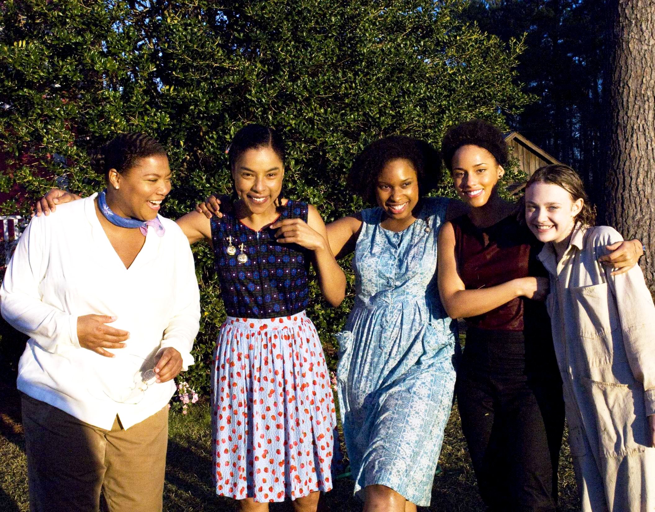 Queen Latifah, Sophie Okonedo, Jennifer Hudson, Alicia Keys and Dakota Fanning in Fox Searchlight Pictures' The Secret Life of Bees (2008). Photo credit by Sidney Baldwin.