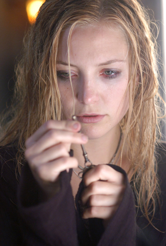 Kate Hudson as Caroline Ellis in Universal Pictures' The Skeleton Key (2005)