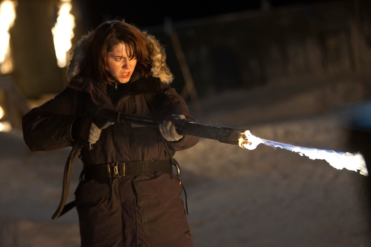 Mary Elizabeth Winstead stars as Kate Lloyd in Universal Pictures' The Thing (2011)