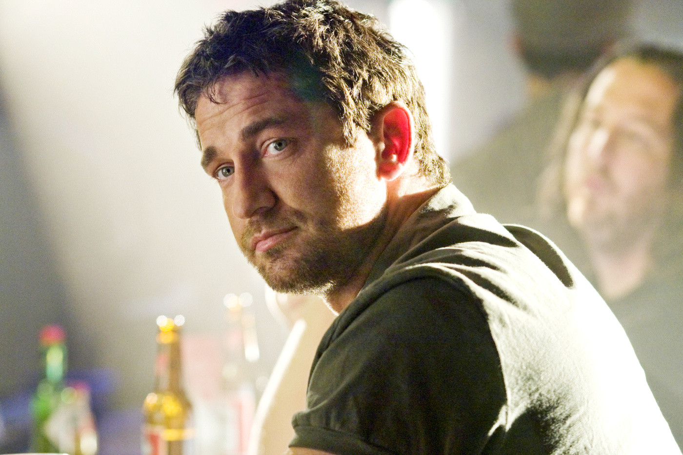 Gerard Butler stars as Mike Alexander in Columbia Pictures' The Ugly Truth (2009)