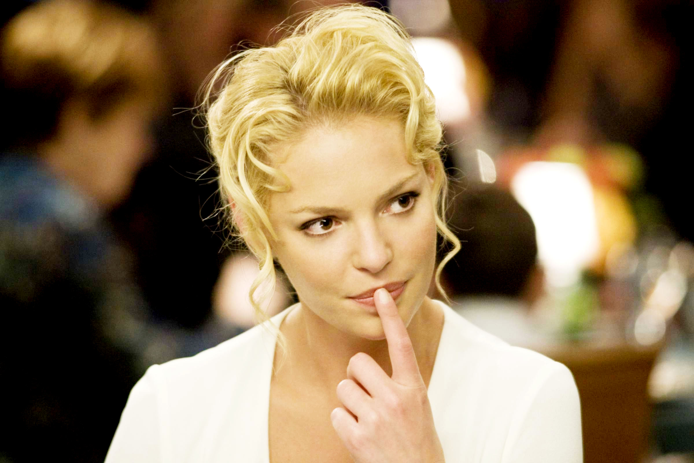 Katherine Heigl stars as Abby Richter in Columbia Pictures' The Ugly Truth (2009)