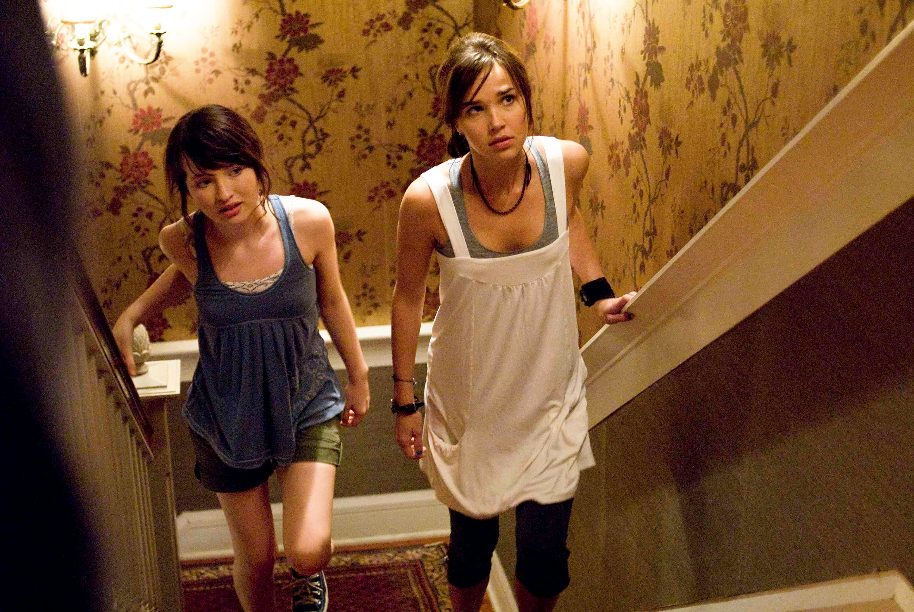 Emily Browning stars as Anna and Arielle Kebbel stars as Alex in DreamWorks' The Uninvited (2009). Photo credit by Kimberley French.