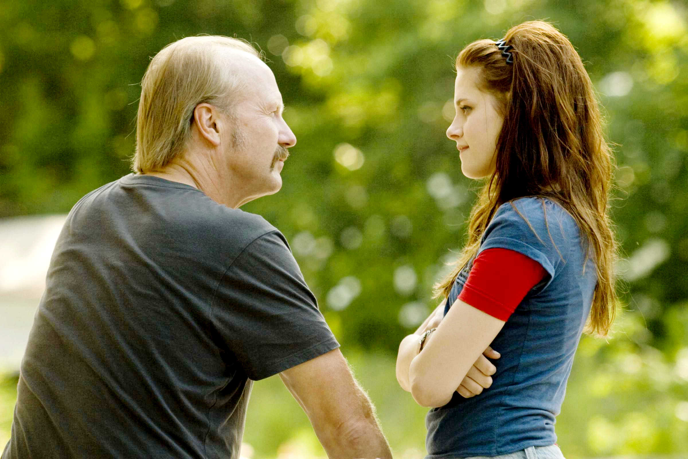 William Hurt and Kristen Stewart (Martine) in Samuel Goldwyn Films' The Yellow Handkerchief (2010)