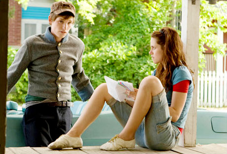 Eddie Redmayne stars as Gordy and Kristen Stewart stars as Martine in Samuel Goldwyn Films' The Yellow Handkerchief (2010)