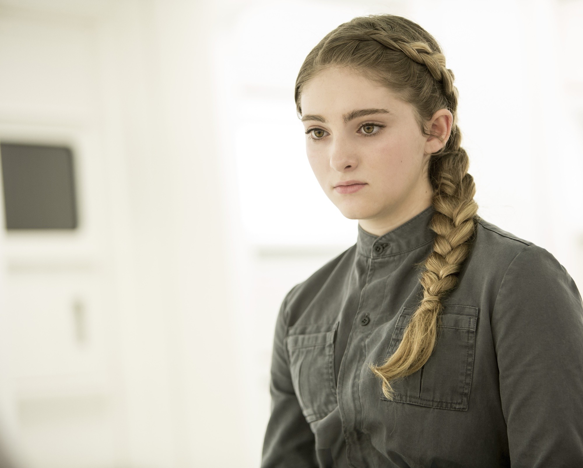 Willow Shields stars as Primrose Everdeen in Lionsgate Films' The Hunger Games: Mockingjay, Part 2 (2015)