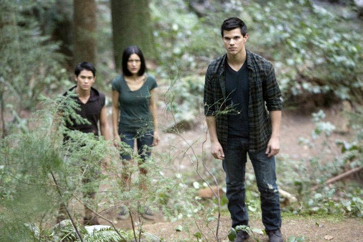 Booboo Stewart, Julia Jones, Taylor Lautner